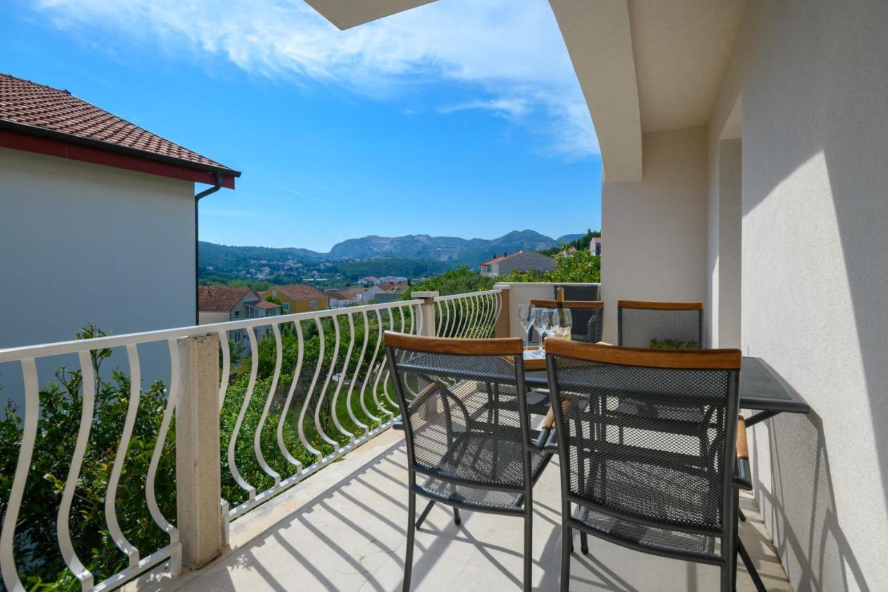 Holiday Residence Zvono 米利尼 外观 照片